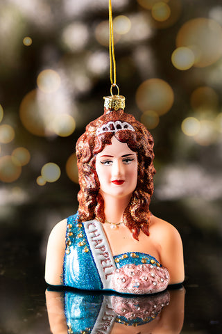 Lifestyle image of the Chappell-Inspired Christmas Tree Decoration