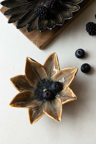 Image of the colour of the Small Lotus Flower Trinket Dish