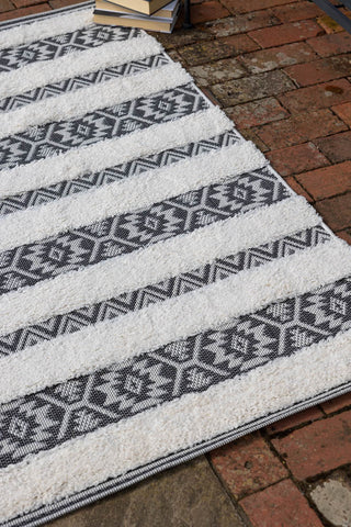 Image of the Monochrome Aztec Stripe Indoor/Outdoor Garden Rug - 3 Sizes Available