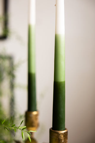 Close-up image of the Set of 2 Ombre Green Dinner Candles