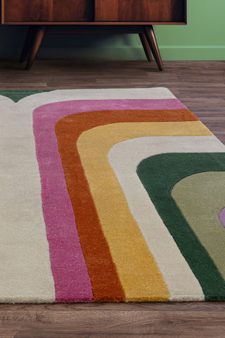 A close detailed shot of the The Romy Retro Rug in Pink.