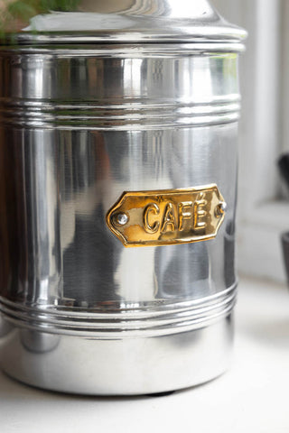 Close-up image of the Vintage-Style Cafe’ Coffee Tin