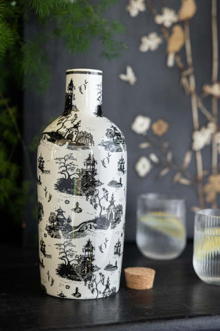 Image of the finish on the Black & White Willow Toile Bottle Vase