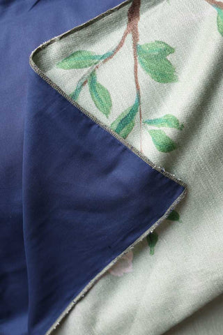 Image of the underneath of the Cedomin Quilt Tapestry Throw In Mint