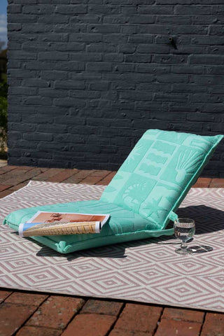 Detail image of the Folding Garden/Beach Chair In Cool Mint