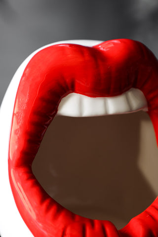 Close-up image of the Red Lips Ashtray