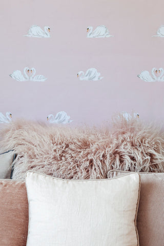 Stil Haven Baby Swan Wallpaper