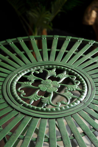 Image of the table with the Green Metal Garden Table & Chair Set