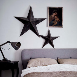 lifestyle image of bedroom