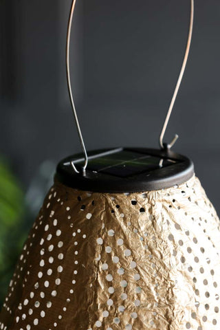 Image of the top of the Gold Oval Solar Garden Lantern