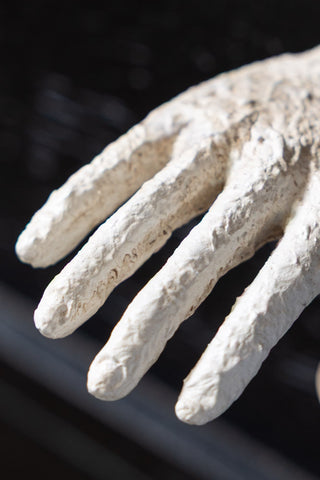 Close-up of the fingers on the Vintage-Style Hand Cupboard/Drawer Knob.