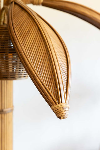 Detail image of the Beautiful Rattan Palm Tree Floor Lamp