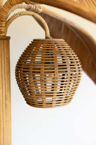 Image of the bulb holders for the Beautiful Rattan Palm Tree Floor Lamp