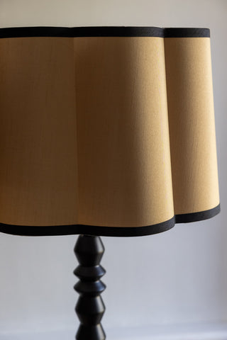 Image of the colour for the Black Spindle Floor Lamp With Scalloped Shade