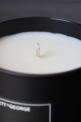 Image of the wick for the Rockett St George Blow Me Champagne & Bergamot Candle