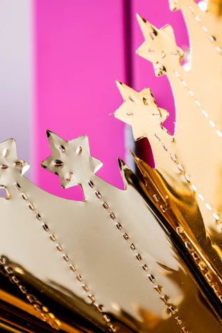 Detail image of the Christmas Star Hanging Decoration in Metallic Gold