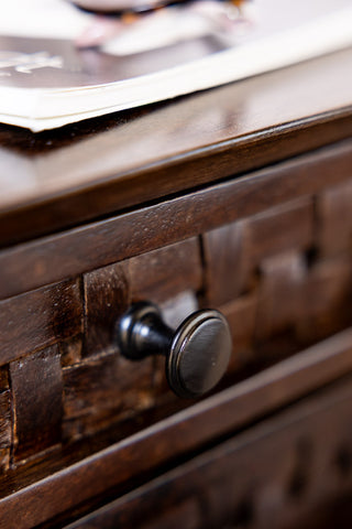 Image of the handle on the Dark Wood Basket Weave 2-Drawer Bedside Table