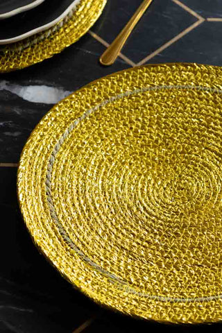 Detail image of the Gold Foiled Effect Placemat