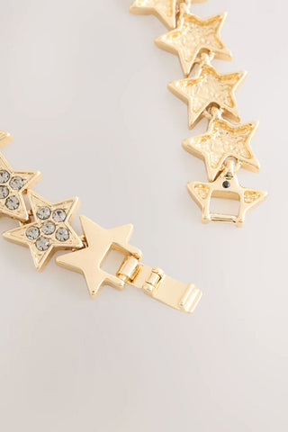 Image of the clasp on the Gold Star Bracelet