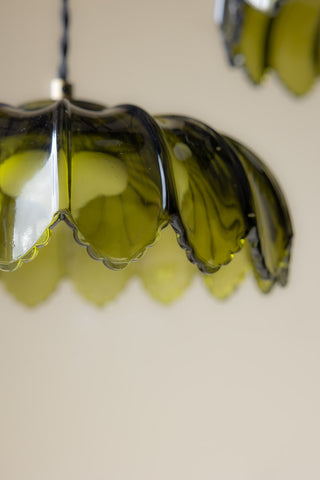 Close-up of the finish on the Gold & Green Cluster Desert Island Palm Light.