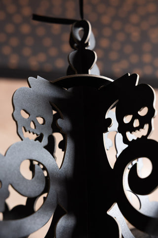 The top of the Haunted House Paper Chandelier Decoration. 