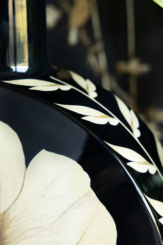 Image of the pattern on the Large Black Floral Vase