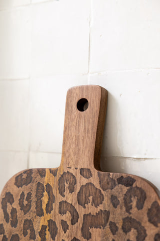 The top of the Leopard Print Tall Wooden Serving Board. 