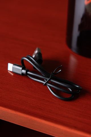 The cable supplied with the Love Neon Bottle Light.