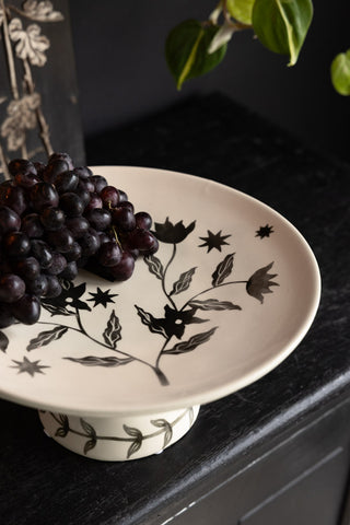 Image of the Milagro Heart Ceramic Cake Stand