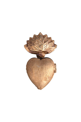 Image of the Milagro Heart Locket Christmas Tree Decoration on a white background