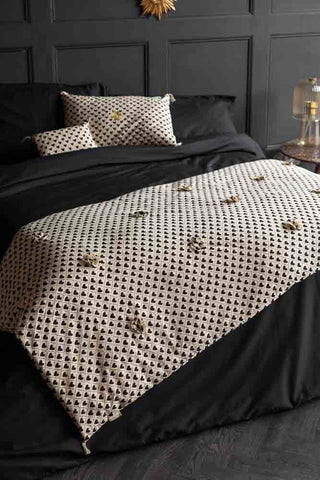 Image of the Monochrome Heart End Of Bed Throw