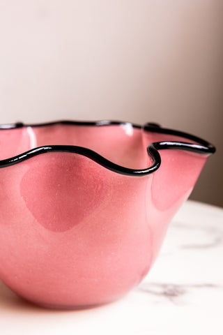 Image of the finish on the Pink Wavy Decorative Glass Bowl