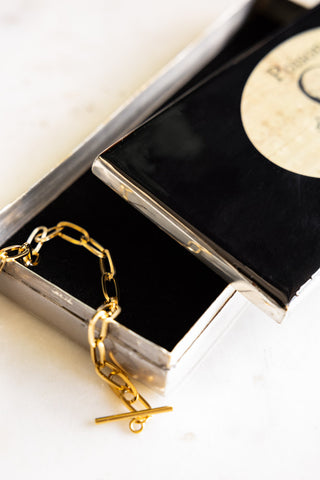 Image of the inside of the Poison Trinket Storage Tin