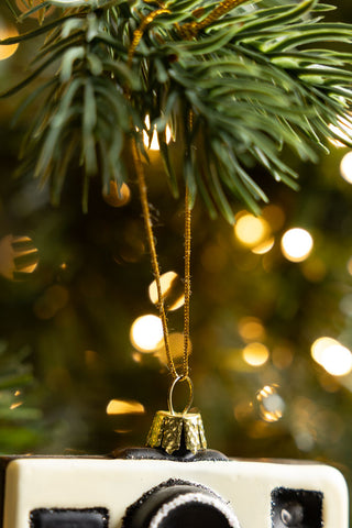 Close-up of the hanging loop on the Polaroid-Inspired Camera Christmas Tree Decoration.