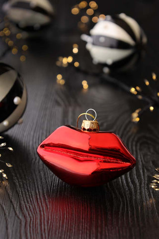 Lifestyle image of the Red Lips Glass Christmas Decoration