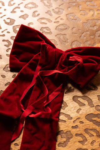 Close-up of the back of the Red Velvet Bow Christmas Decoration.