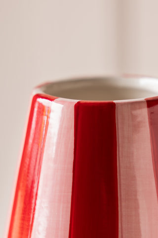 Image of the colours on the Red & Pink Stripe Flower Vase