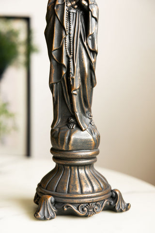 Detail image of the Santa Maria Candle Holder