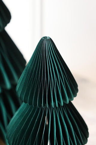 Detail image of the Set Of 3 Dark Green Honeycomb Christmas Trees