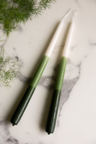 Detail image of the Set of 2 Ombre Green Dinner Candles