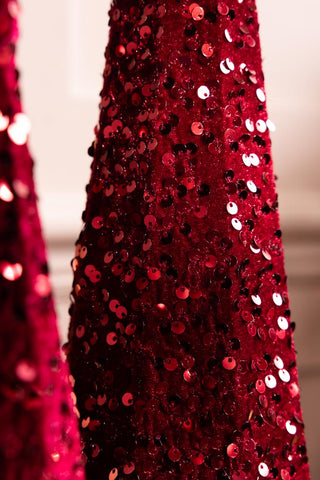 Detail of the sequin embellishment on the Set of 3 Burgundy Sequin Christmas Cones. 