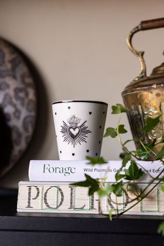 Image of the pattern on the Set of 4 Milagro Heart Ceramic Cups