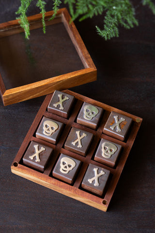 Lifestyle image of the Skull & Bones Tic Tac Toe Board Game