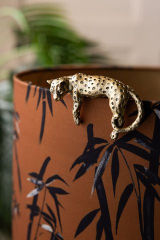 Detail image of the Small Gold Lounging Leopard Decoration