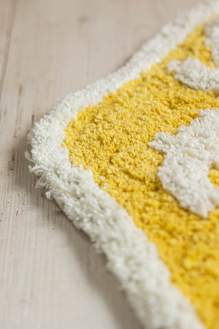 Image of colour of the Squeeze The Day Lemon Bath Mat