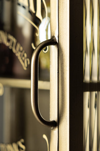 Image of the handle on the Vintage-Style Apothecary Wall Cabinet