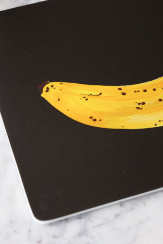 Detail image of the Set of 2 Banana Placemats. 