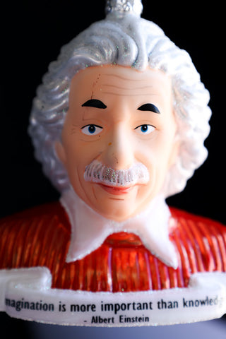 Close-up image of the Albert Inspired Christmas Tree Decoration