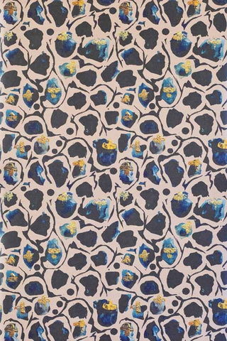Close-up image of the Anna Hayman Designs Giraffe Blush Wallpaper