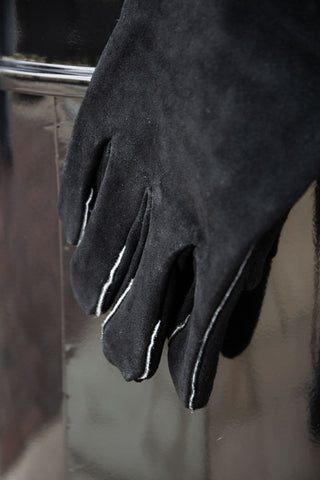 Image of the front of the fingers on the BBQ Leather Glove